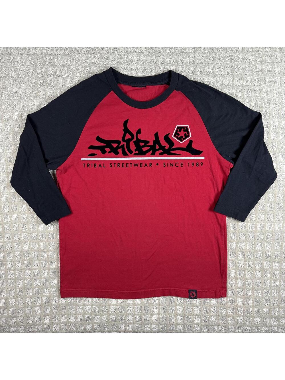 Y2K Tribal Streetwear 3/4 Sleeve Shirt Medium